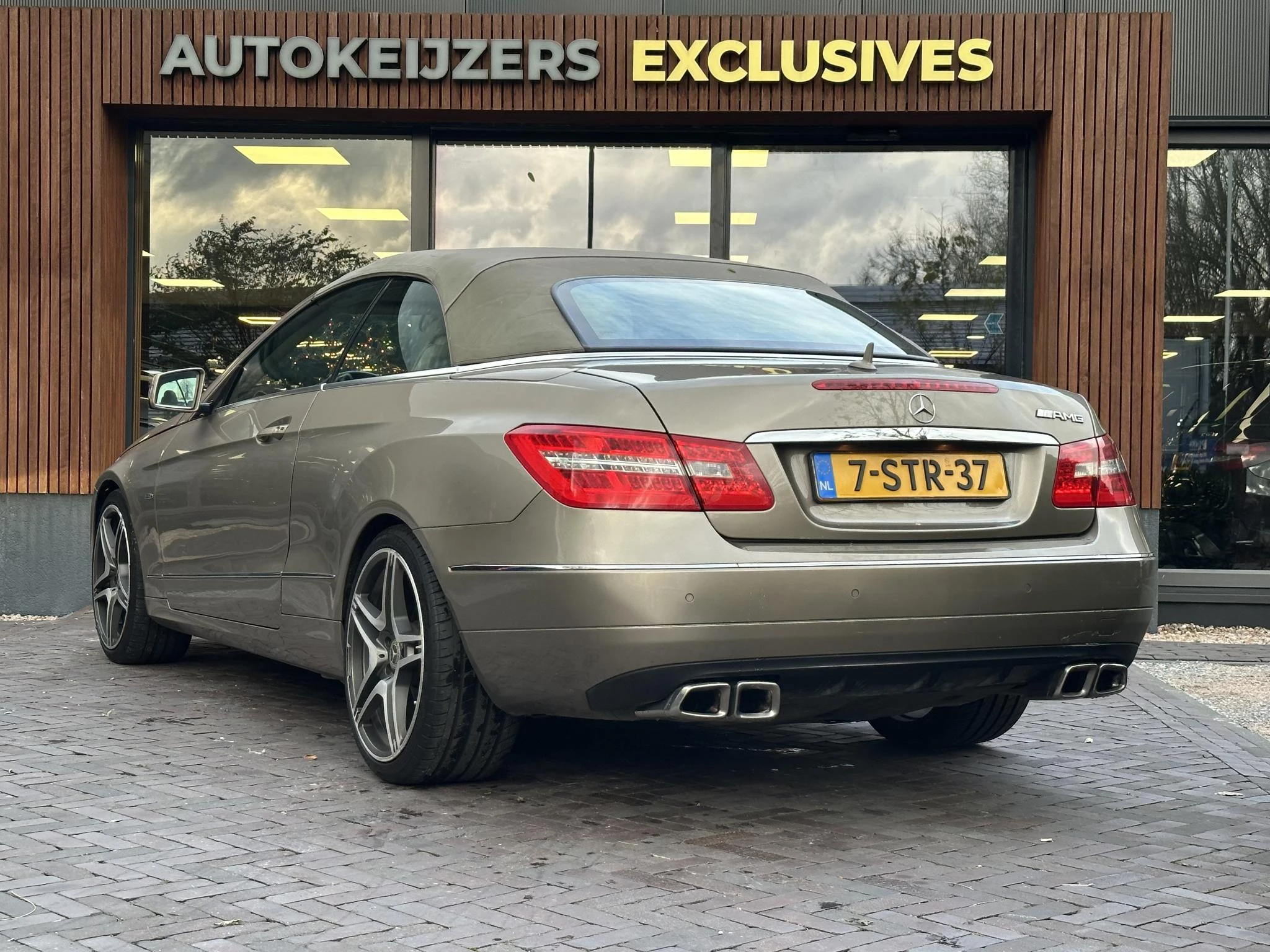 Hoofdafbeelding Mercedes-Benz E-Klasse