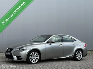 Hoofdafbeelding Lexus IS Lexus IS 300h 25th Edition - trekhaak - Dealer onderhouden