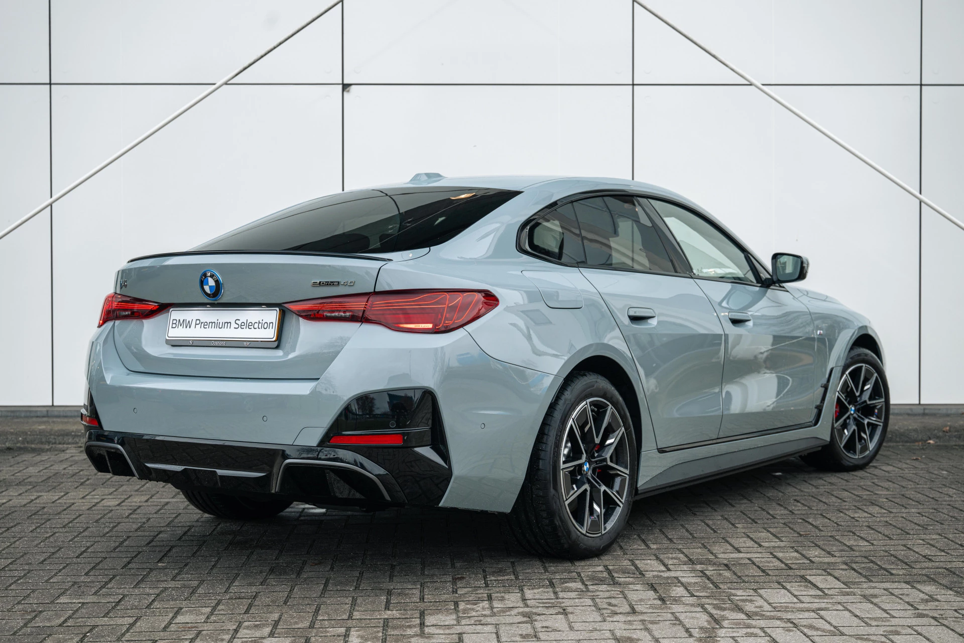 Hoofdafbeelding BMW i4