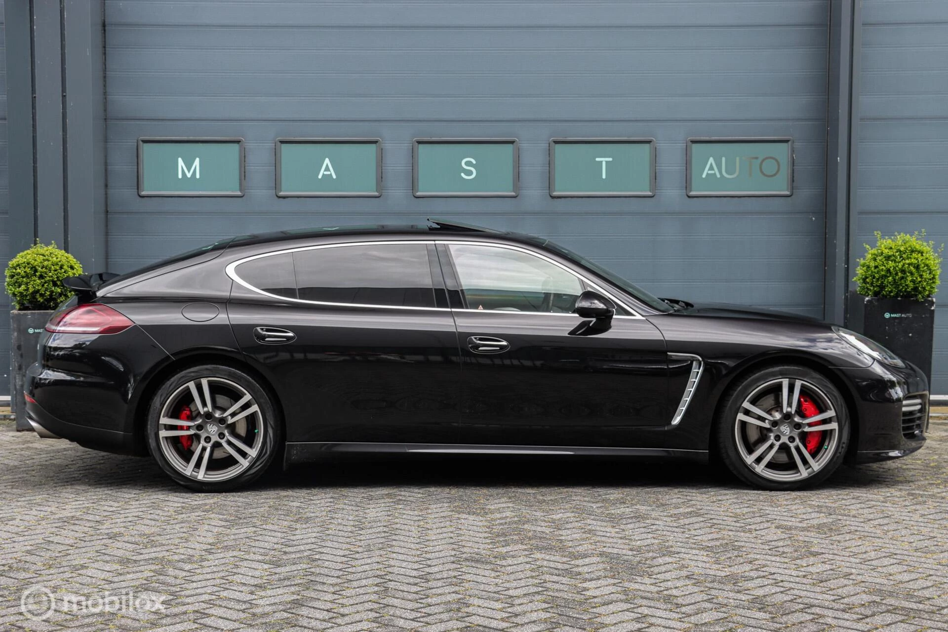 Hoofdafbeelding Porsche Panamera