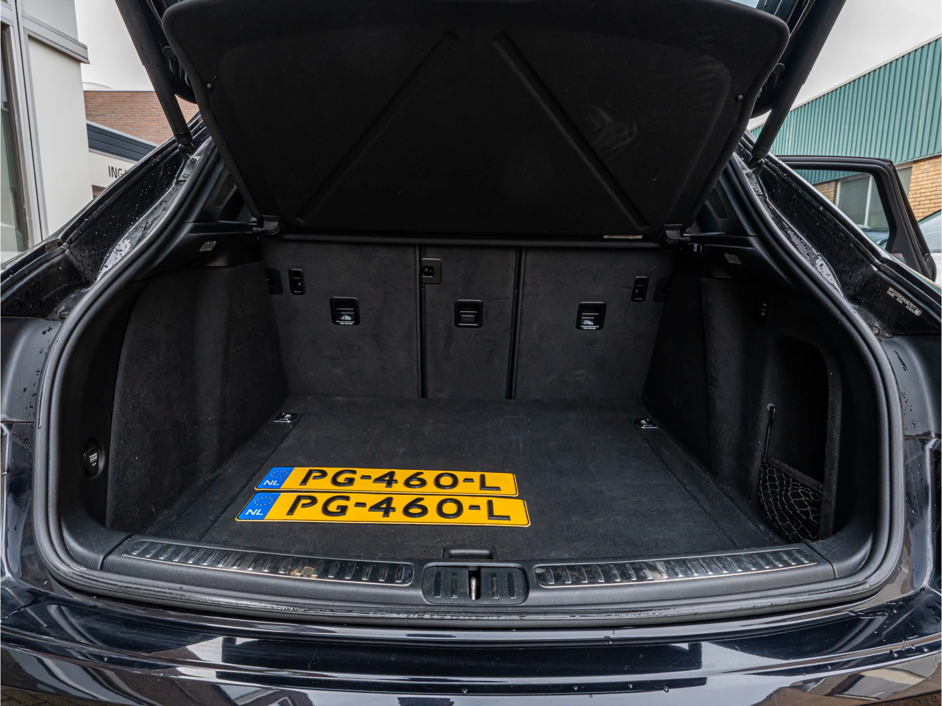 Hoofdafbeelding Porsche Macan