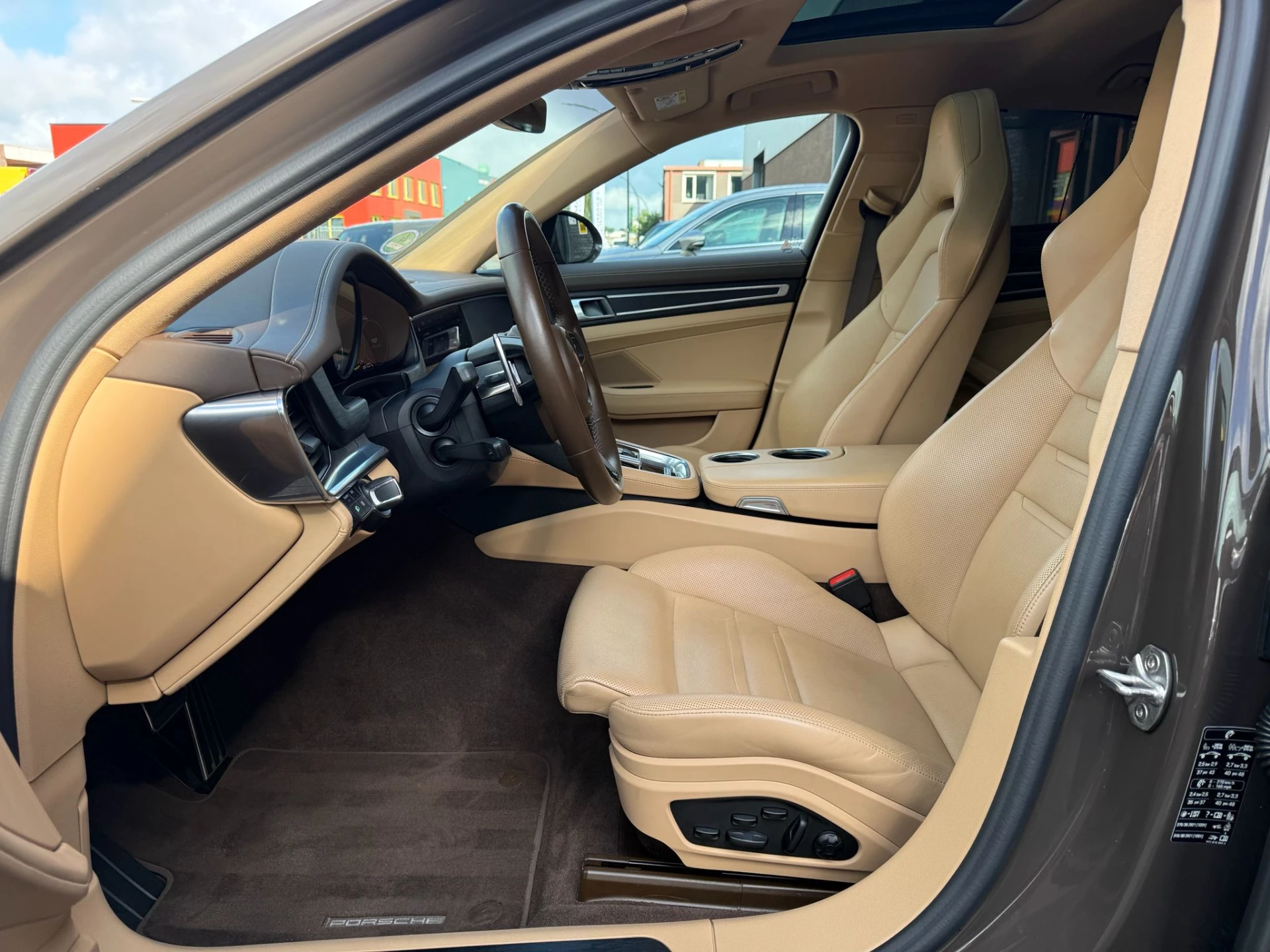 Hoofdafbeelding Porsche Panamera