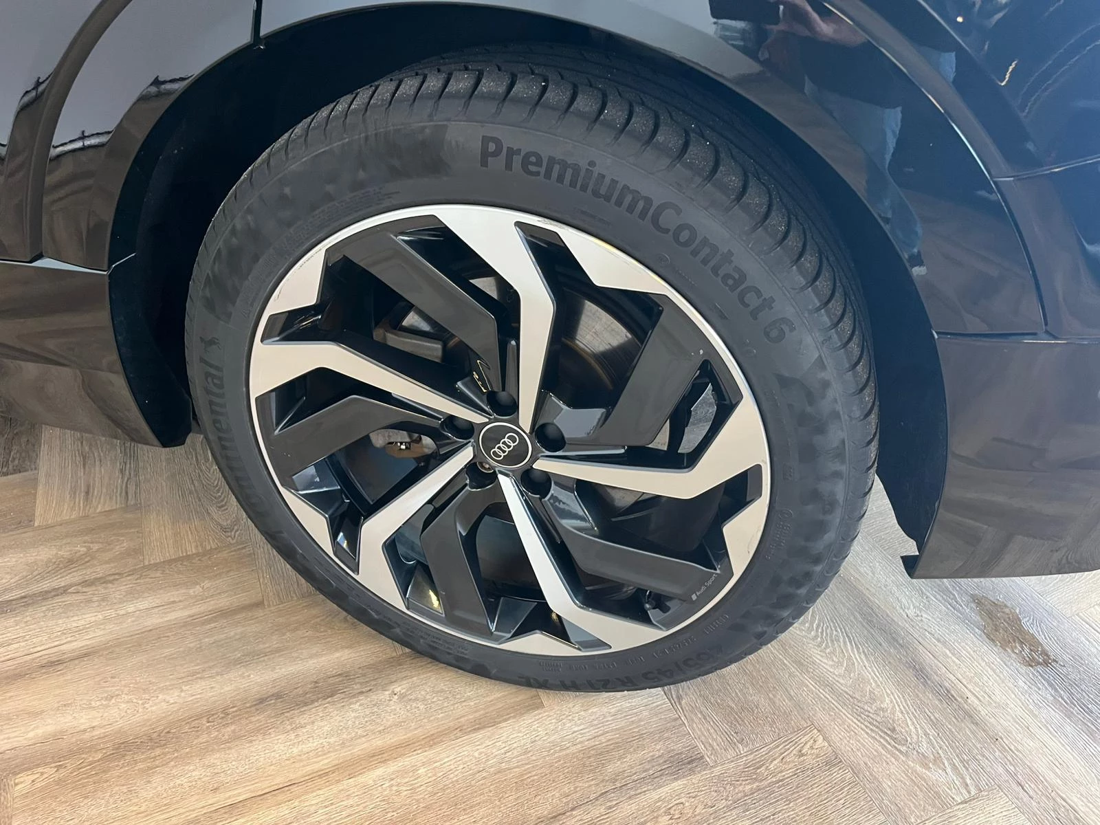 Hoofdafbeelding Audi e-tron
