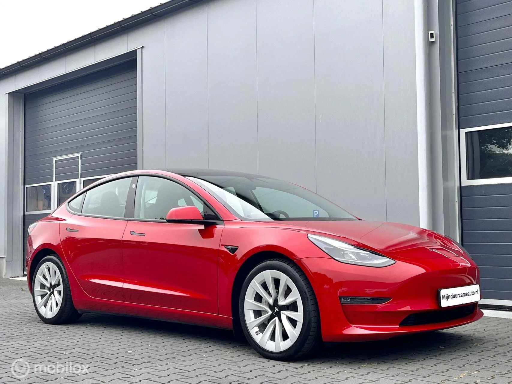 Hoofdafbeelding Tesla Model 3