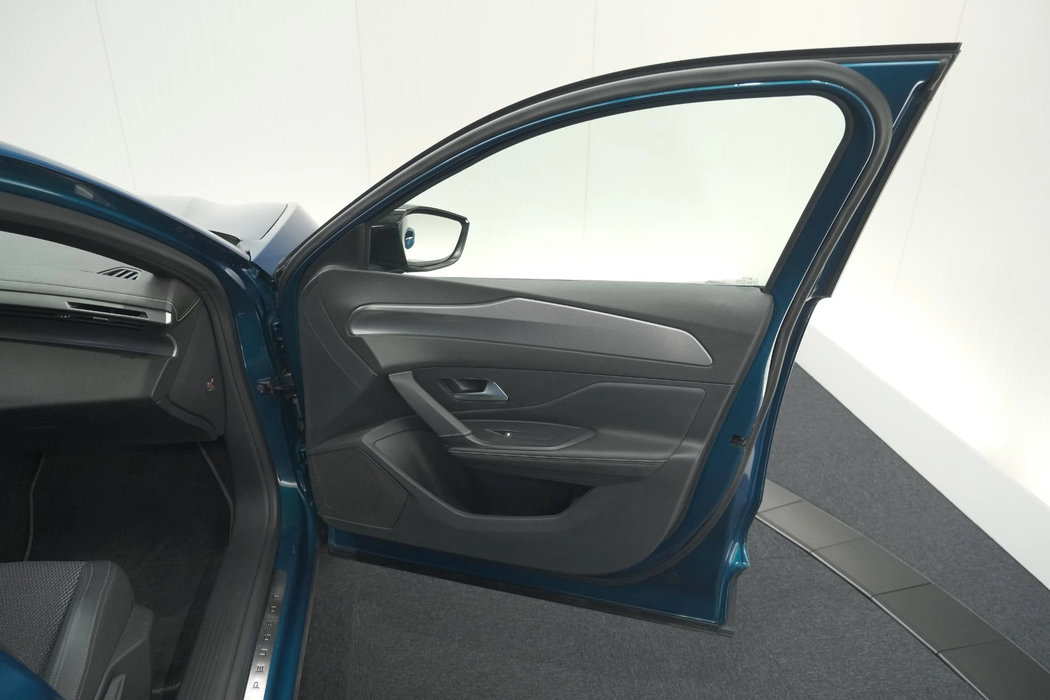 Hoofdafbeelding Peugeot 408