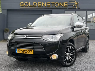 Mitsubishi Outlander 2.0 PHEV Instyle+ 1e Eigenaar,Schuifdak,Navi,Camera,Leder,Stoeverw,Stuurverw,Trekhaak,Keyless,PDC,Clima,Cruise,Extra Winter set,Apk tot 09-2026