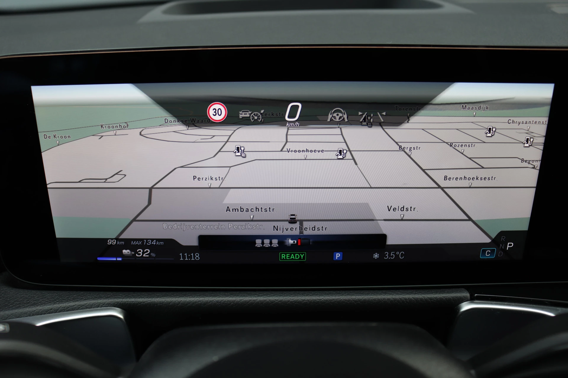 Hoofdafbeelding Mercedes-Benz EQB