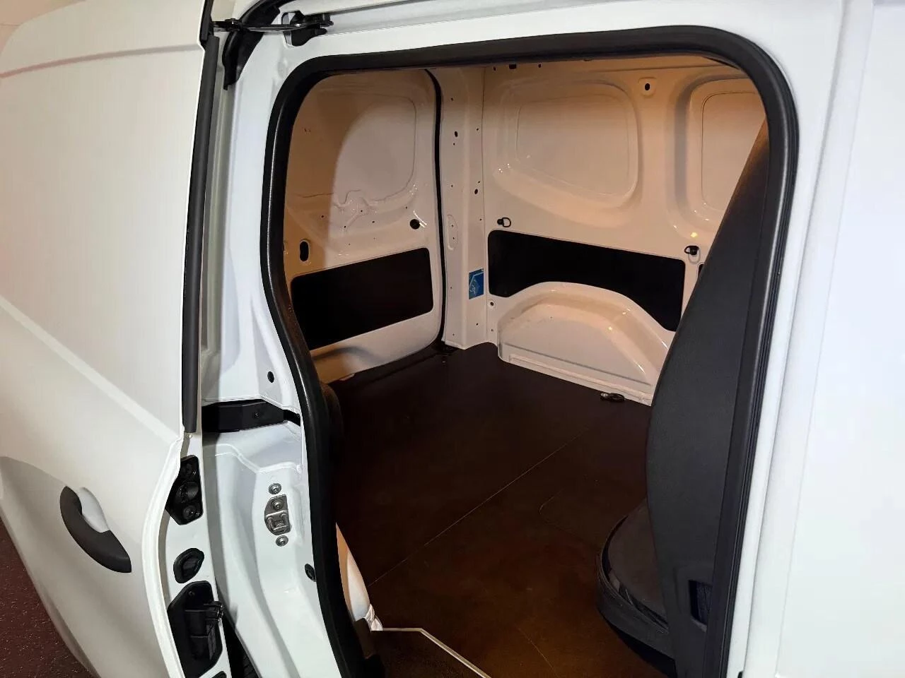 Hoofdafbeelding Mercedes-Benz eCitan