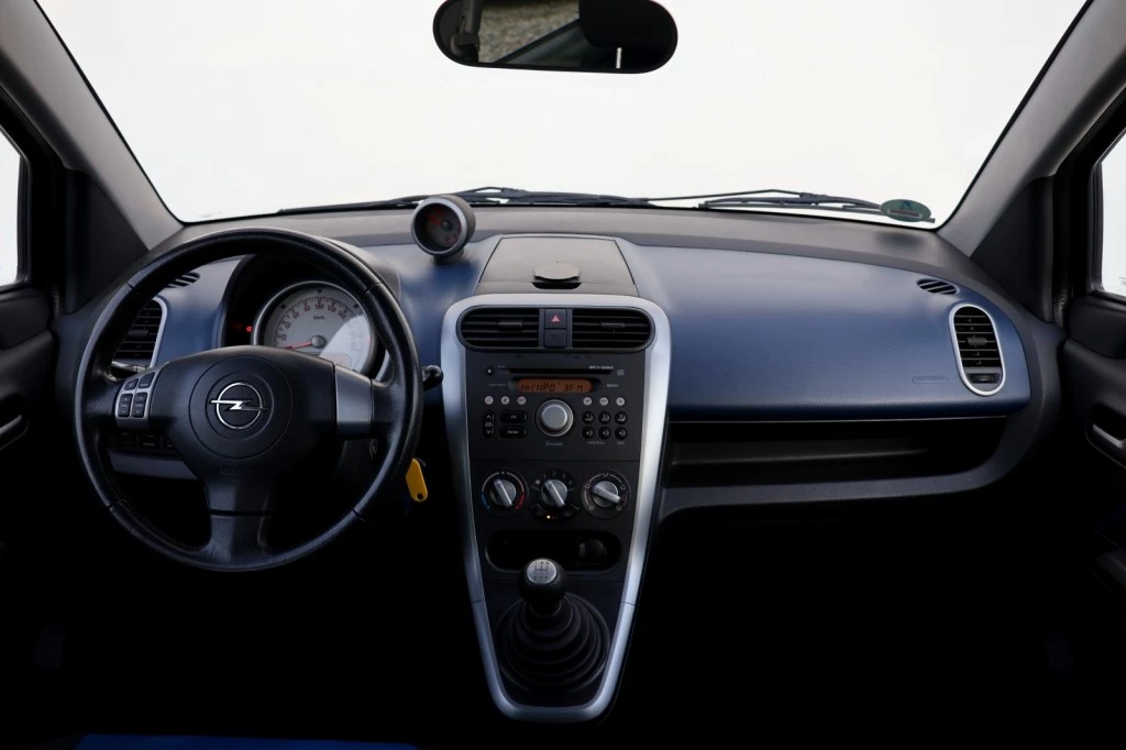 Hoofdafbeelding Opel Agila