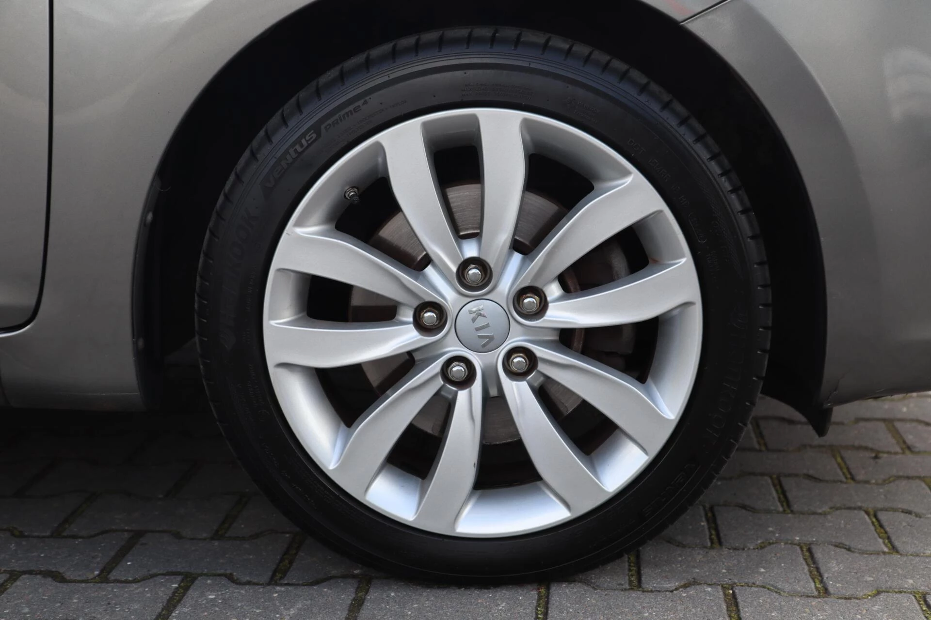 Hoofdafbeelding Kia Carens