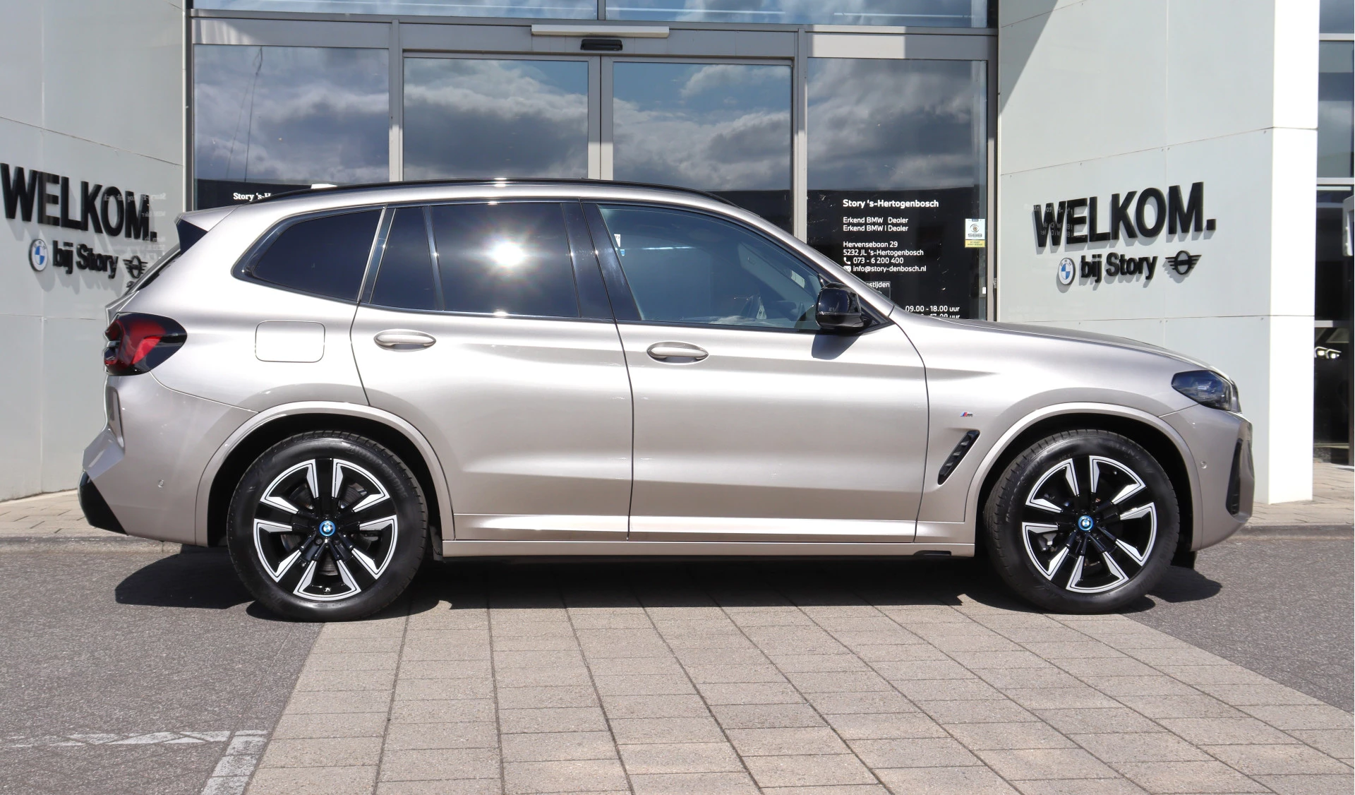 Hoofdafbeelding BMW iX3