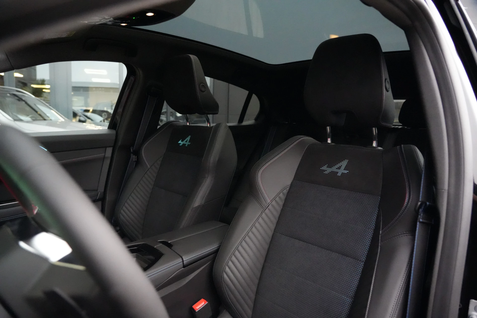 Hoofdafbeelding Renault Rafale