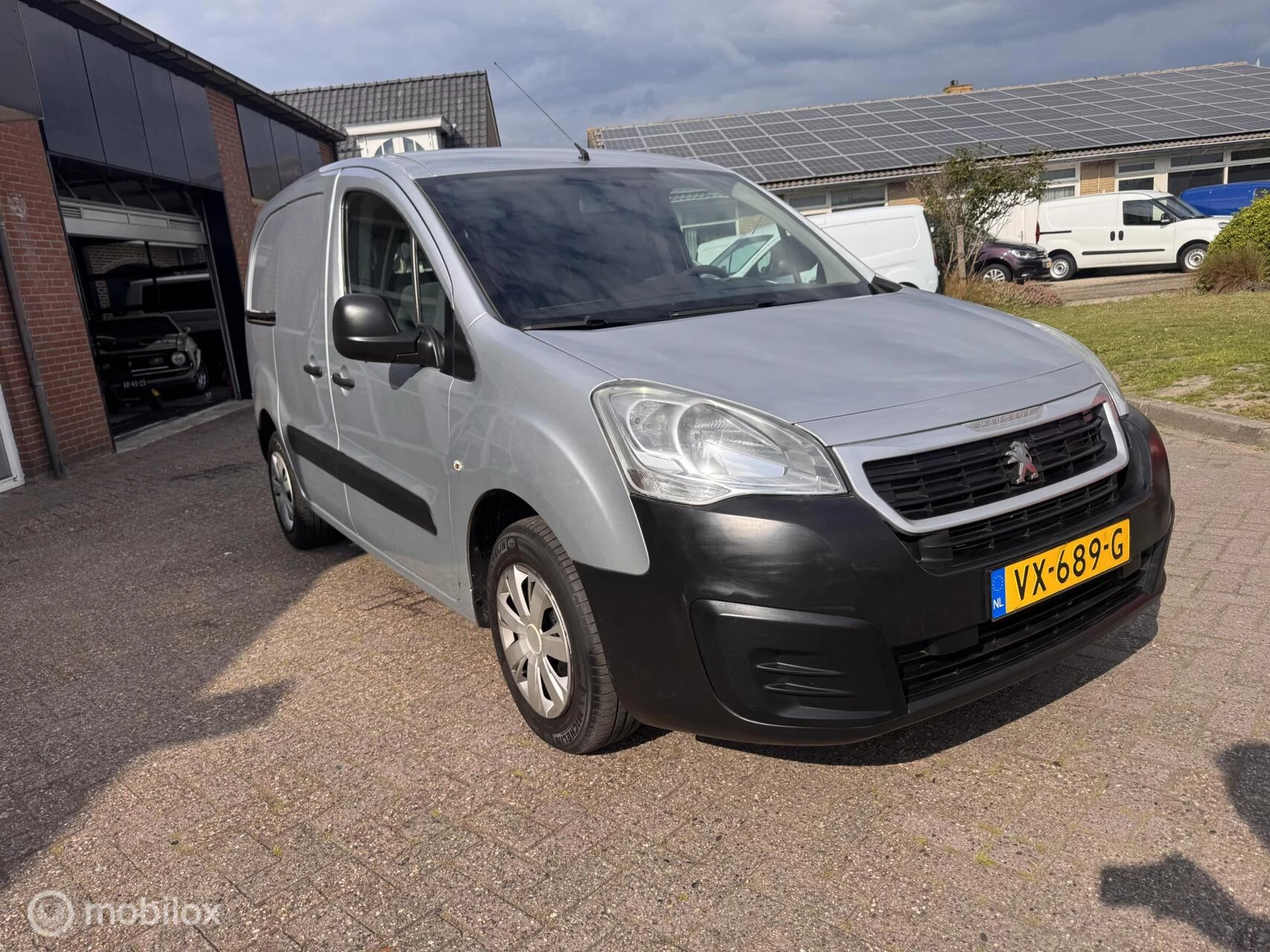 Hoofdafbeelding Peugeot Partner