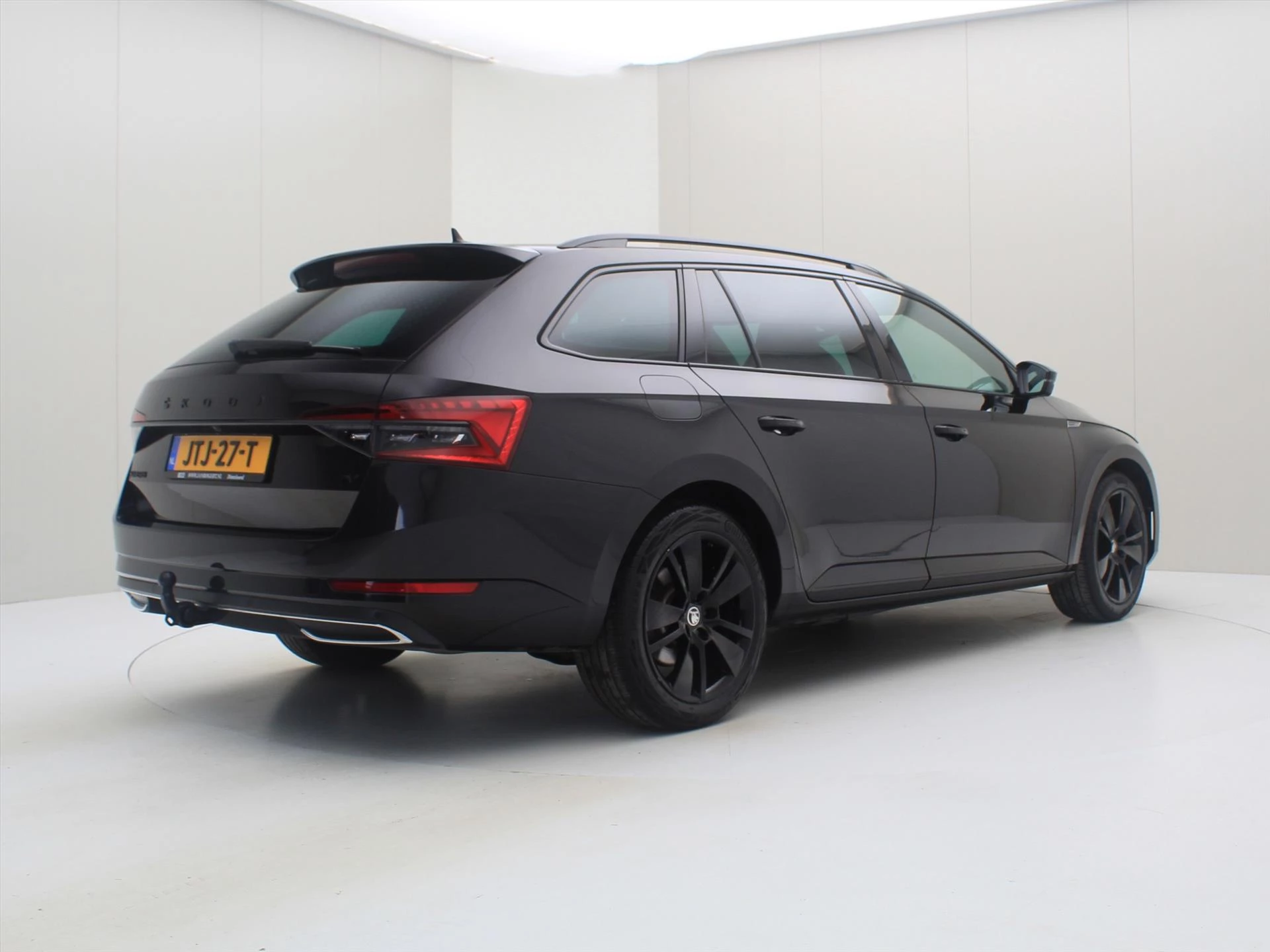 Hoofdafbeelding Škoda Superb