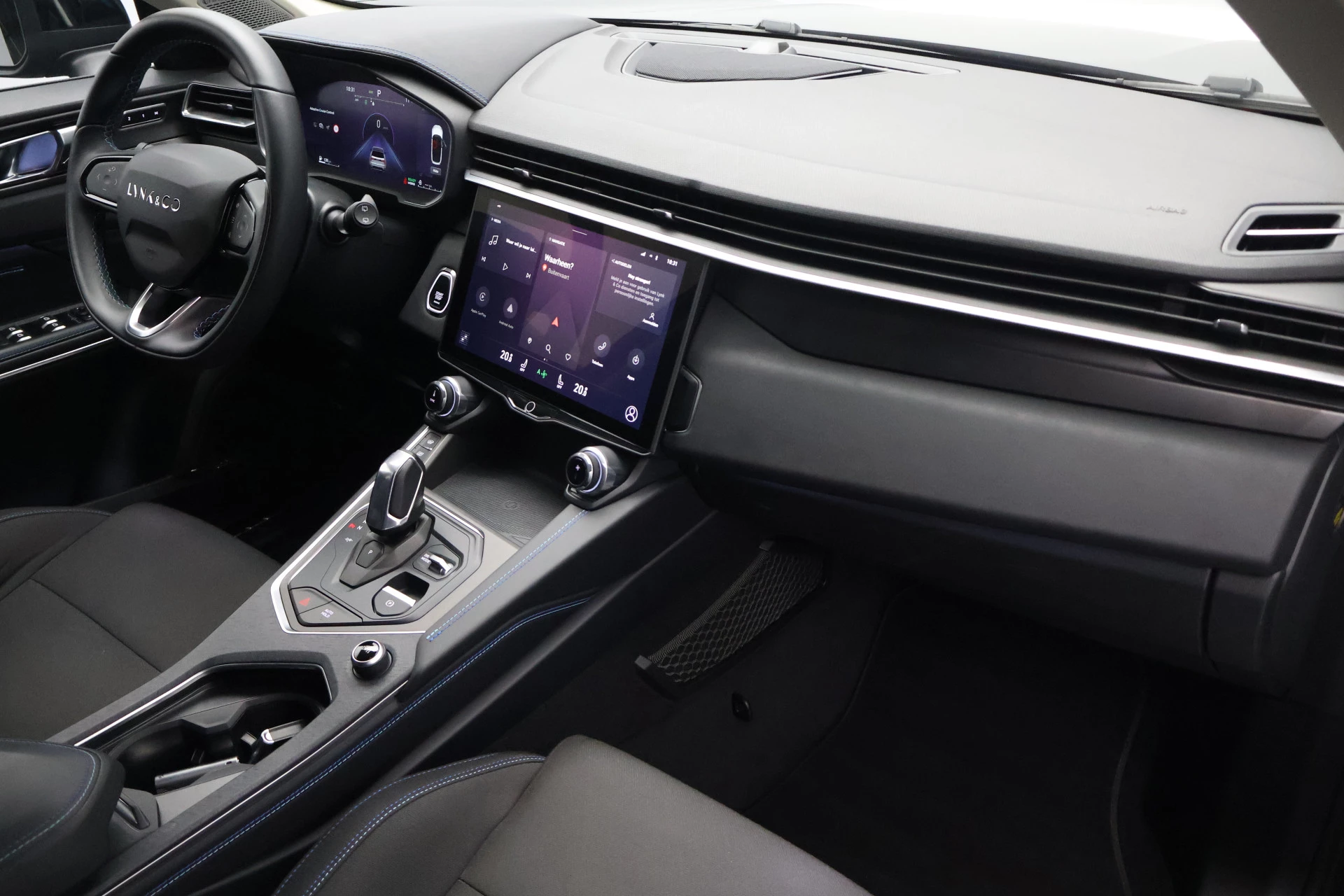 Hoofdafbeelding Lynk & Co 01