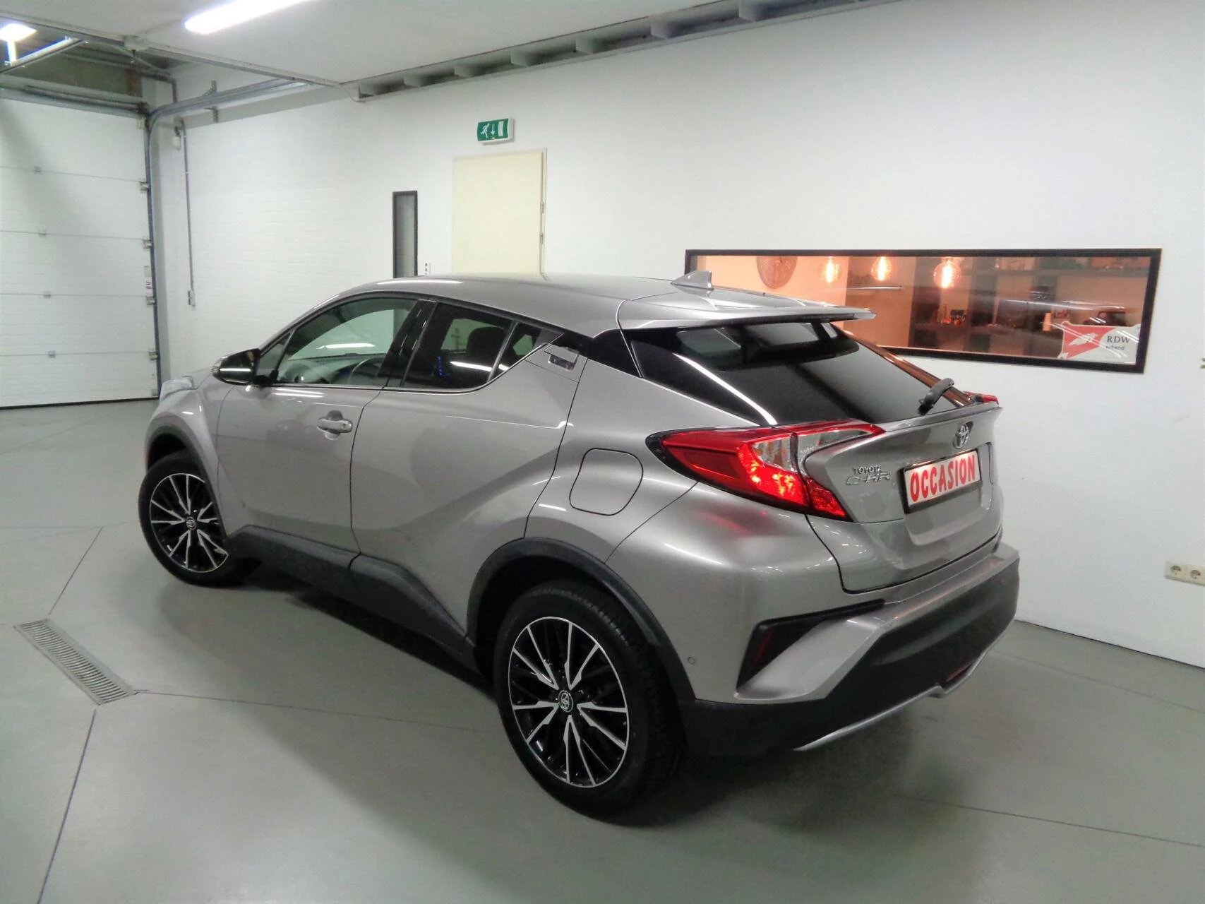 Hoofdafbeelding Toyota C-HR