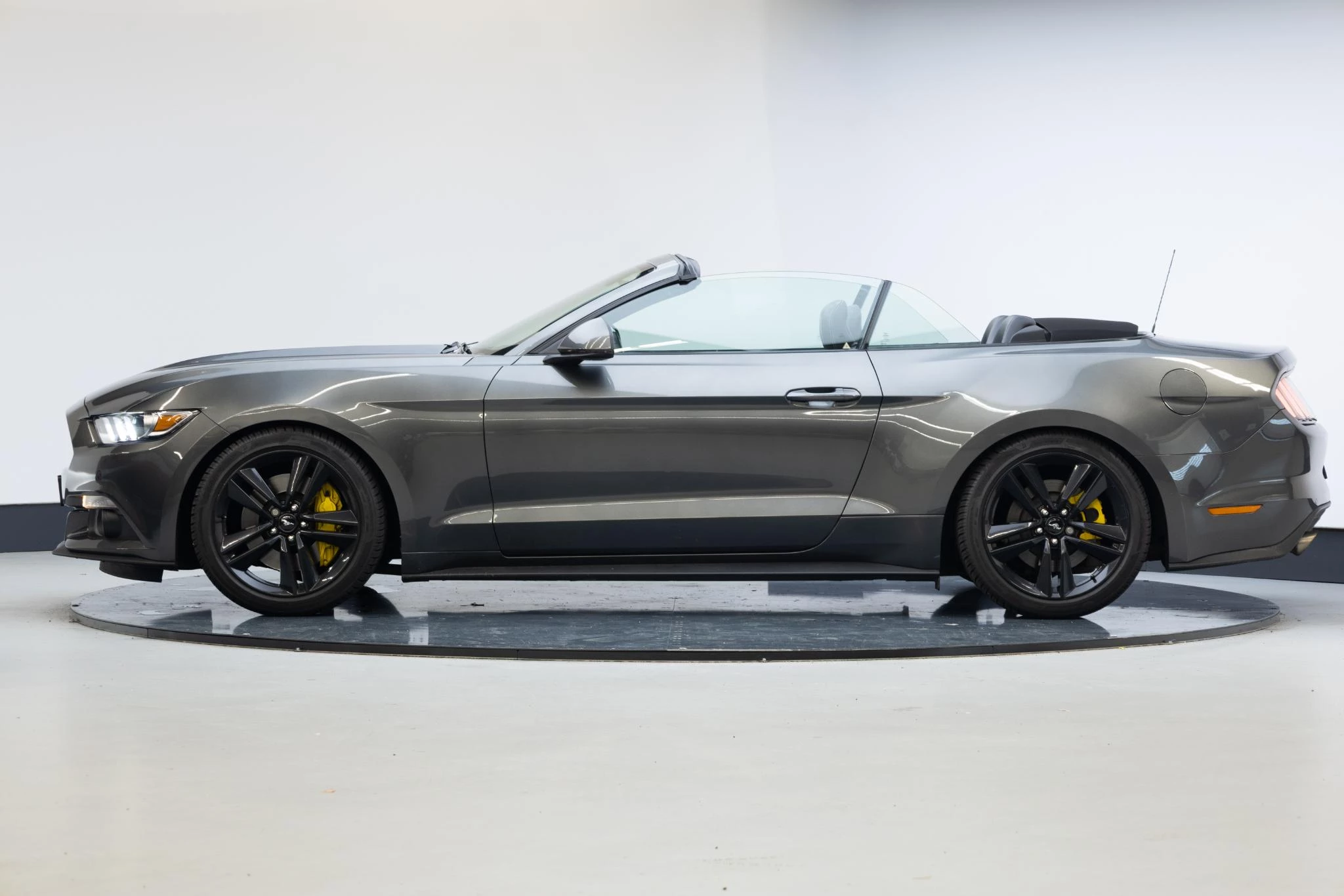 Hoofdafbeelding Ford Mustang