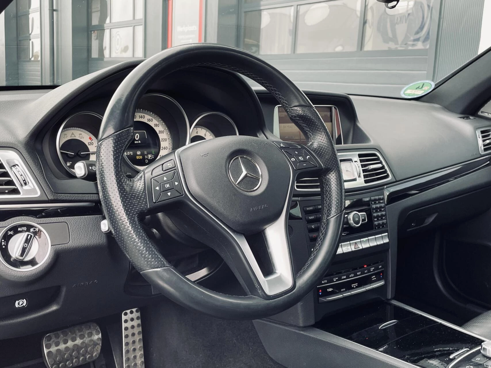 Hoofdafbeelding Mercedes-Benz E-Klasse