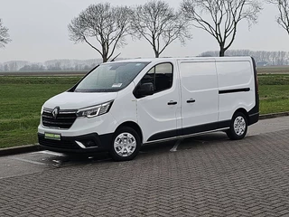 Hoofdafbeelding Renault Trafic Renault Trafic 2.0 dCi 150 L2H1 2x zijdeur, automaat, airco, navi, camera, pdc, trekhaak