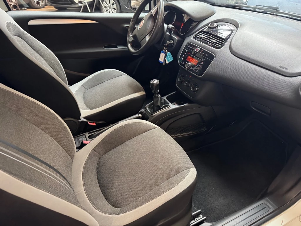 Hoofdafbeelding Fiat Punto