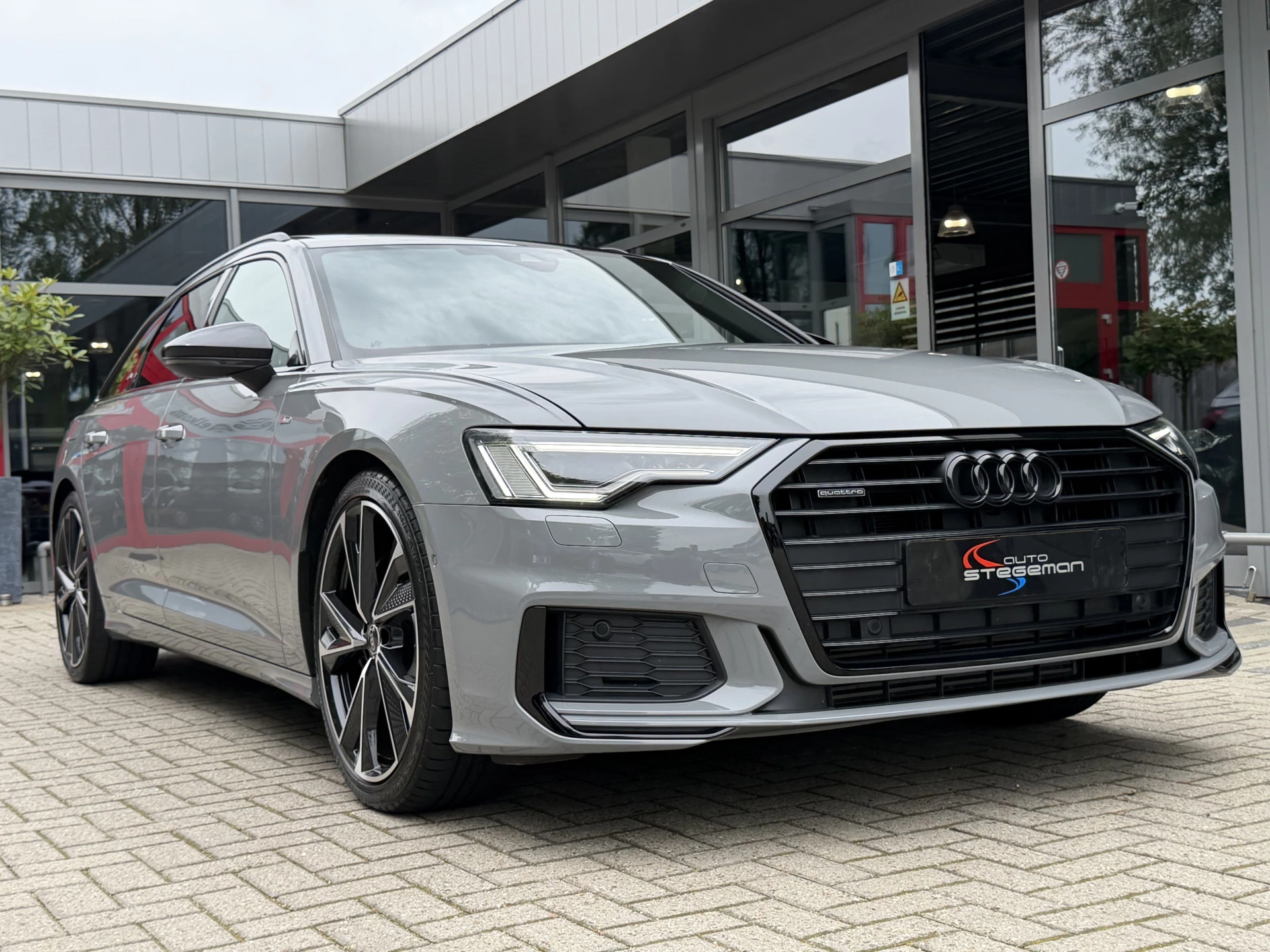 Hoofdafbeelding Audi A6