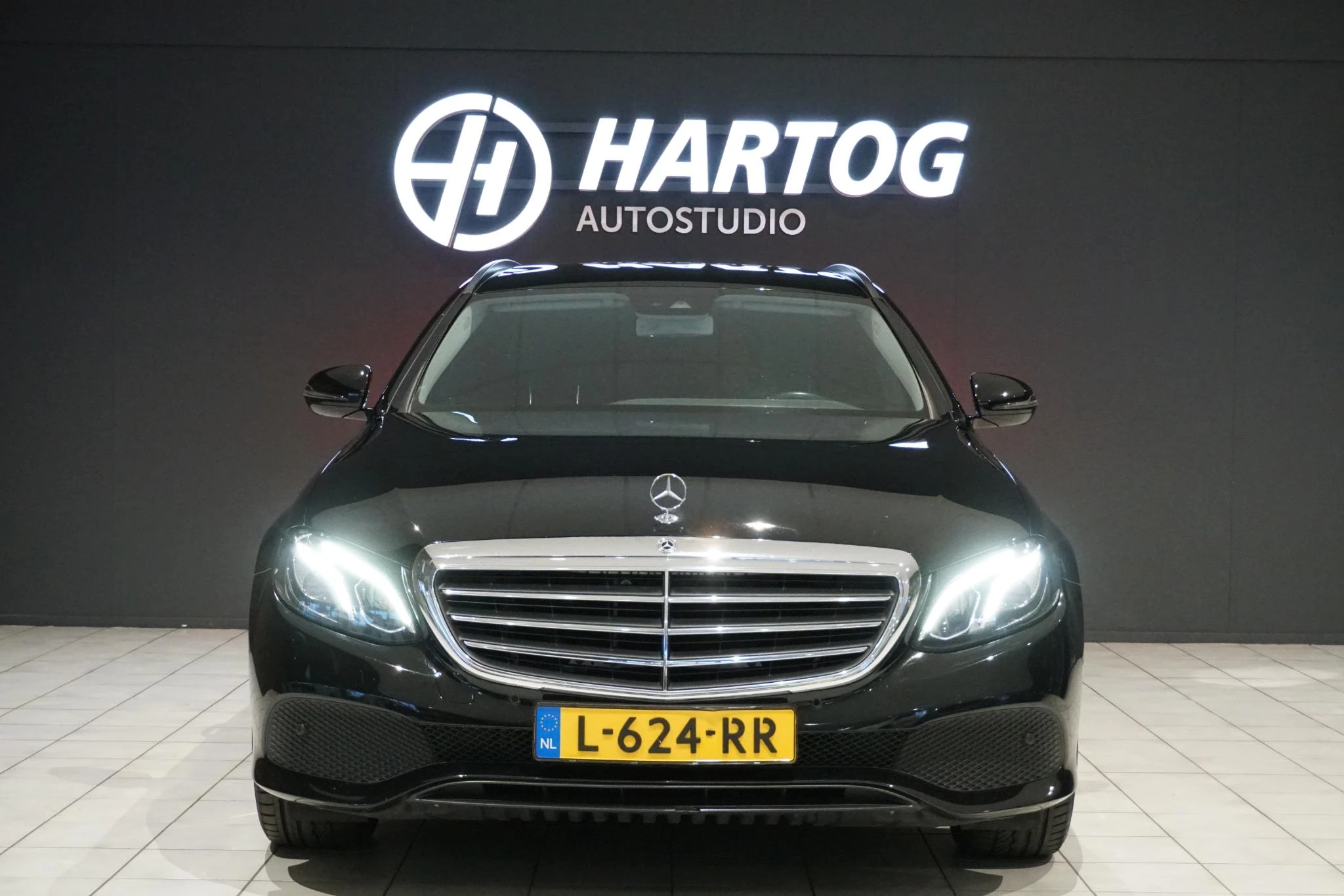 Hoofdafbeelding Mercedes-Benz E-Klasse