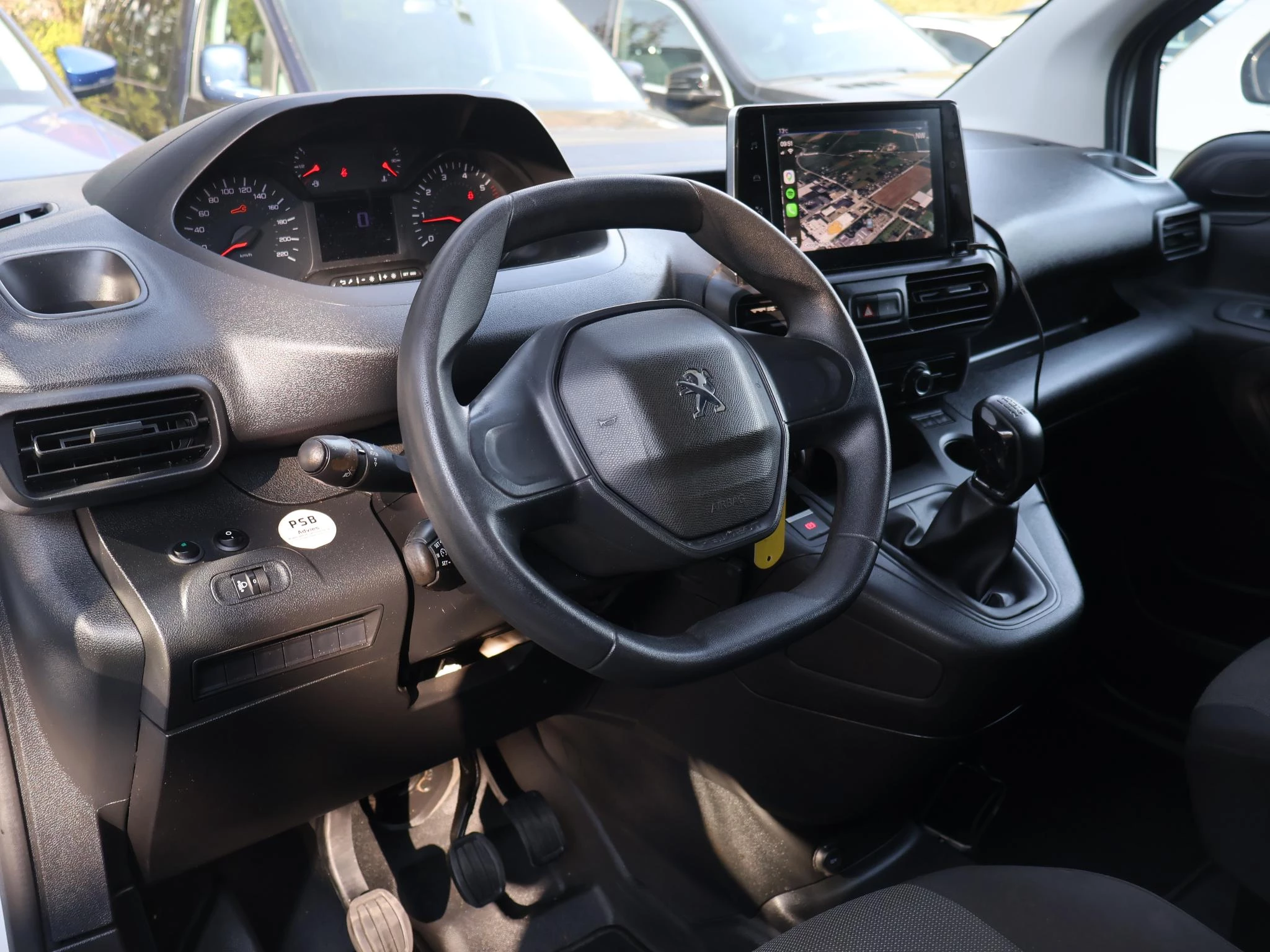 Hoofdafbeelding Peugeot Partner