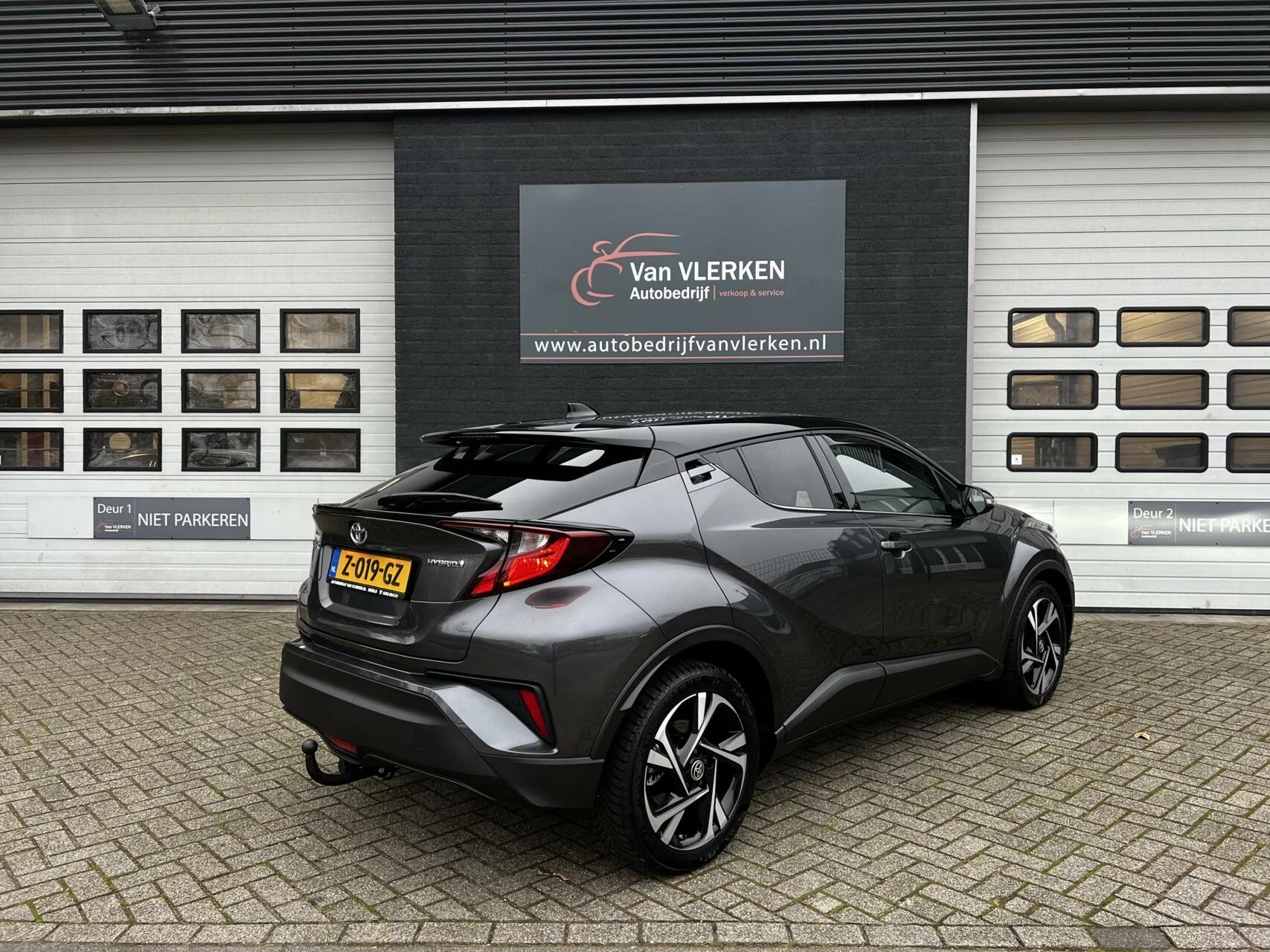 Hoofdafbeelding Toyota C-HR