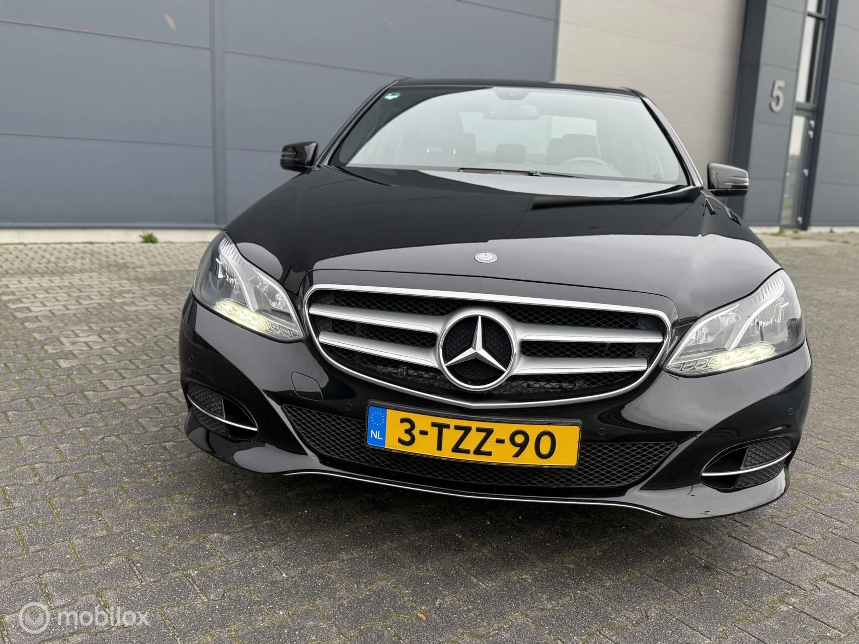 Hoofdafbeelding Mercedes-Benz E-Klasse