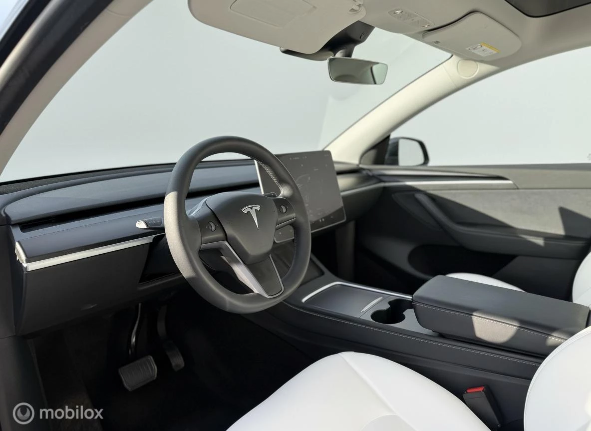 Hoofdafbeelding Tesla Model Y
