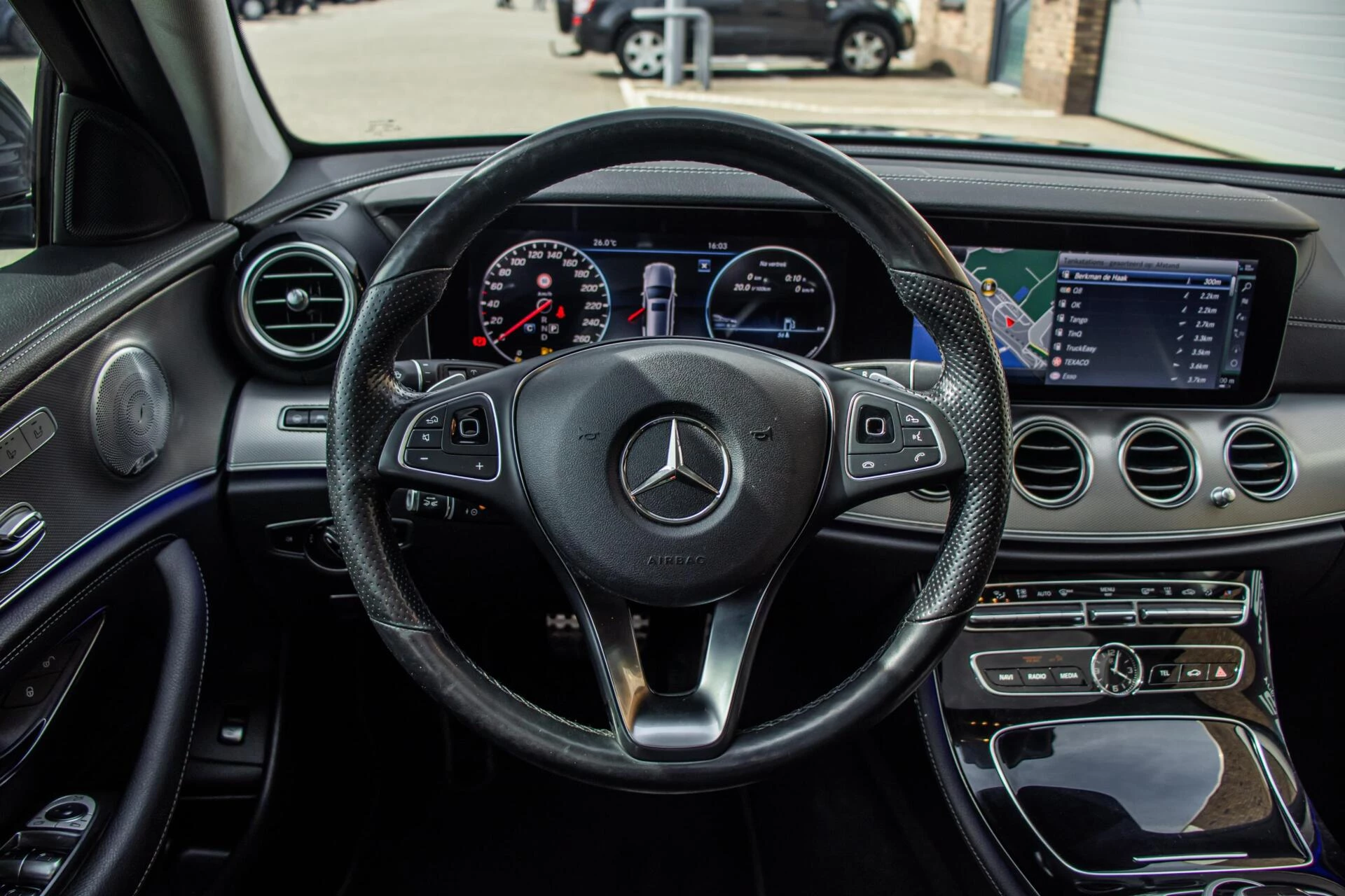Hoofdafbeelding Mercedes-Benz E-Klasse