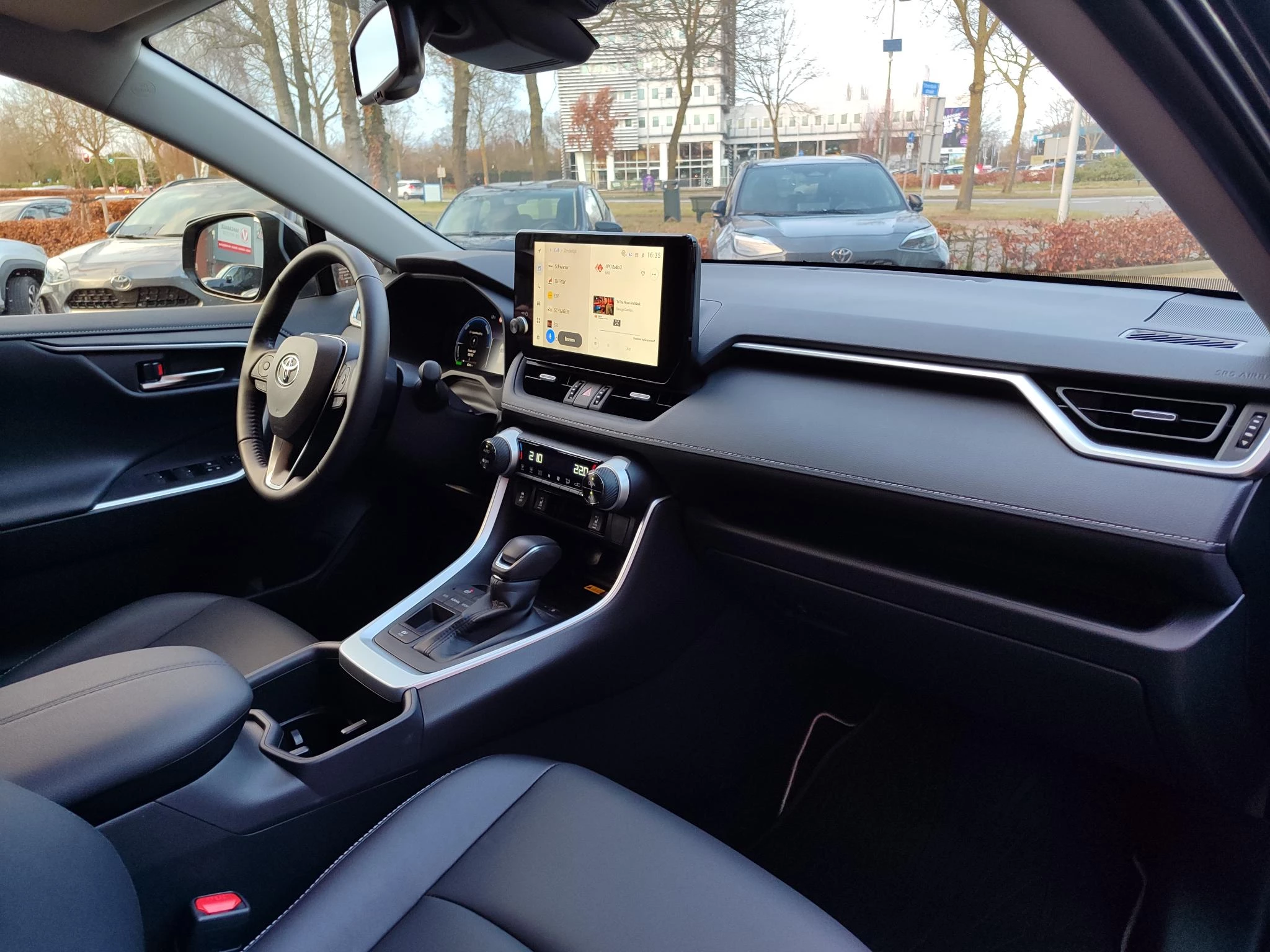 Hoofdafbeelding Toyota RAV4