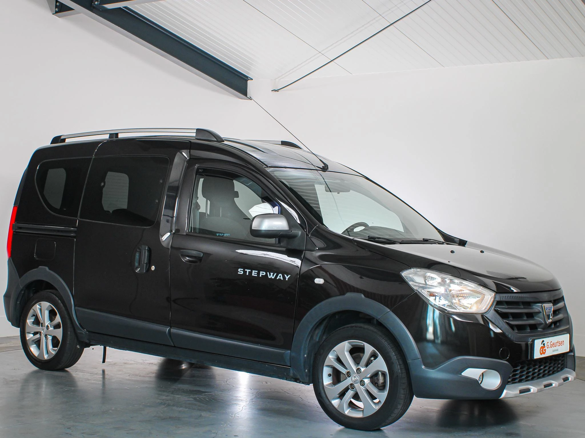 Hoofdafbeelding Dacia Dokker