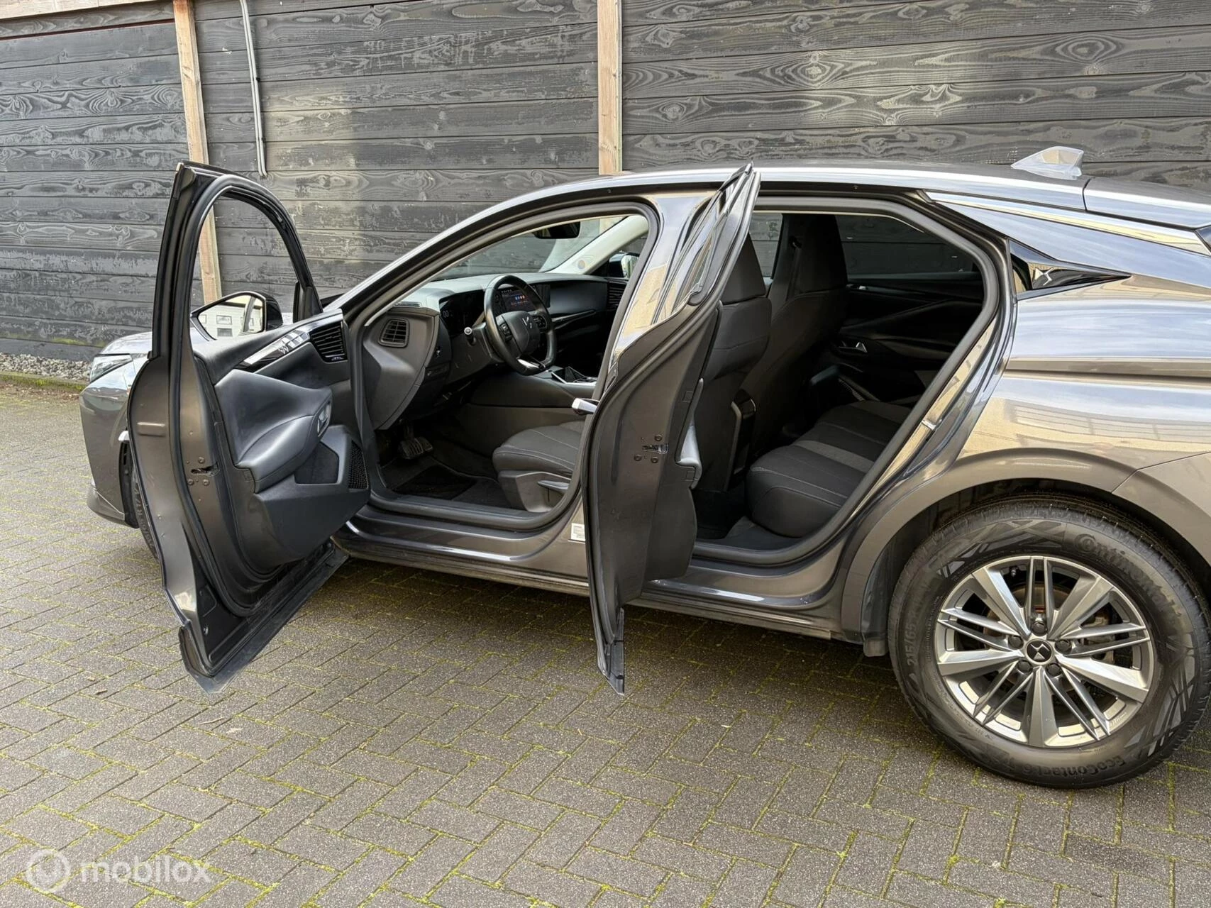 Hoofdafbeelding DS DS 4