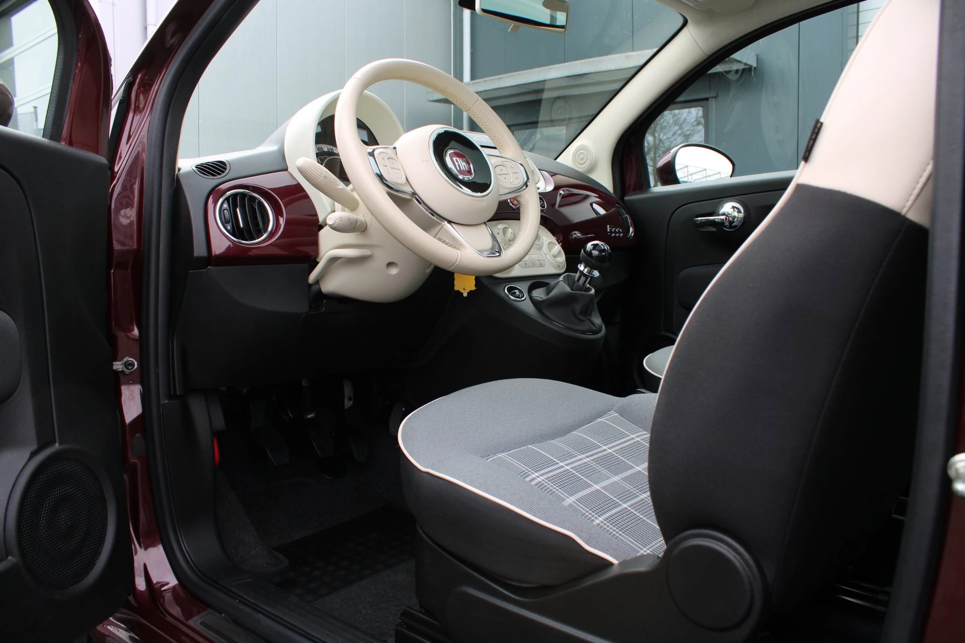 Hoofdafbeelding Fiat 500