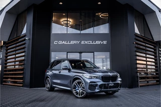 Hoofdafbeelding BMW X5 BMW X5 xDrive45e Executive - M Sport | Panorama | Swarovski | Elek. Trekhaak | Memory