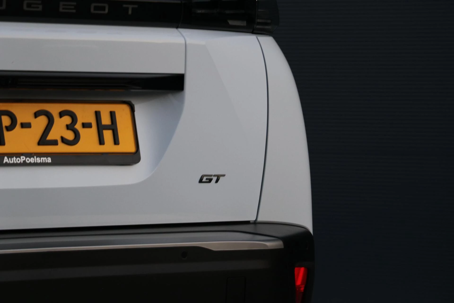 Hoofdafbeelding Peugeot e-2008