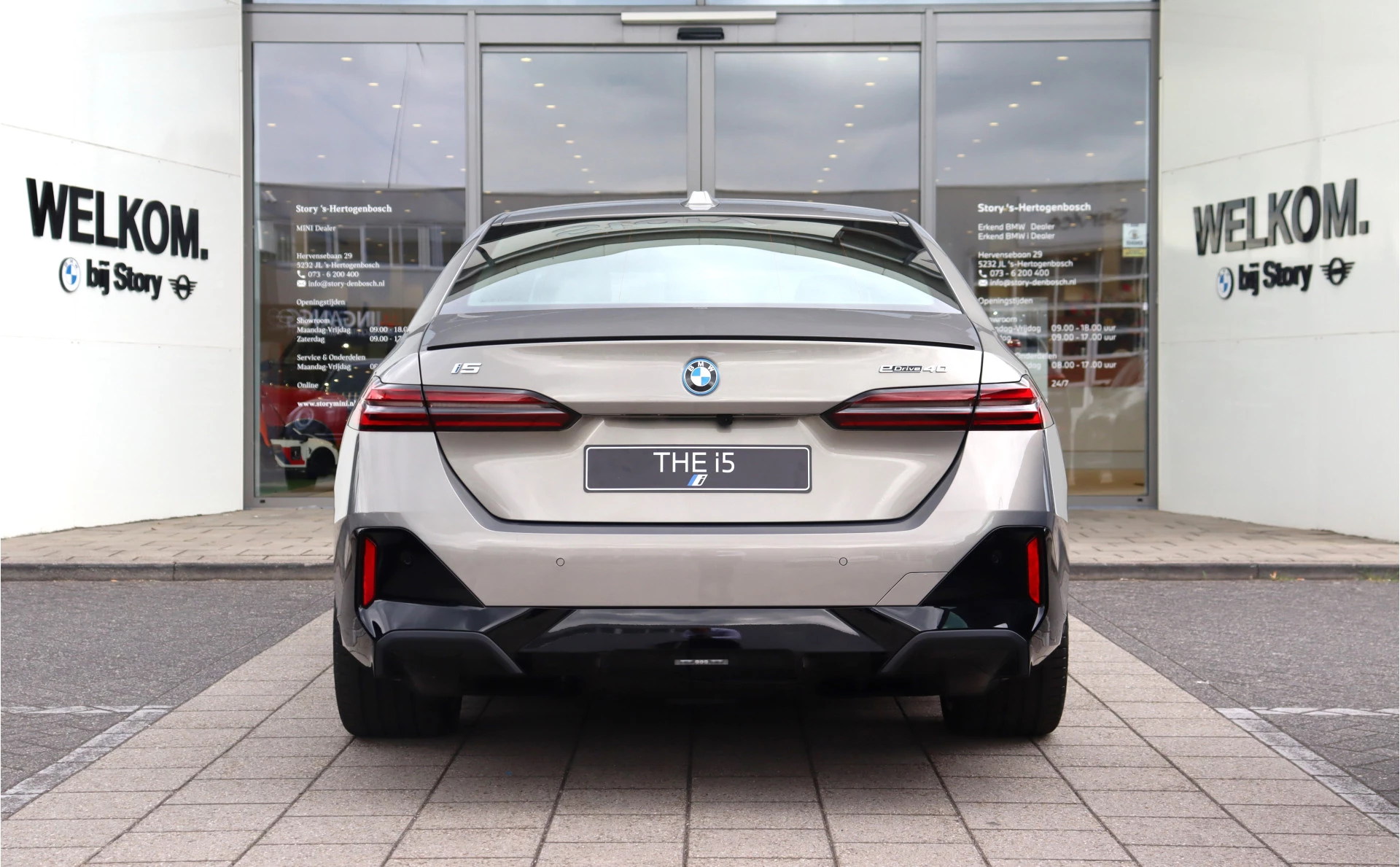 Hoofdafbeelding BMW i5