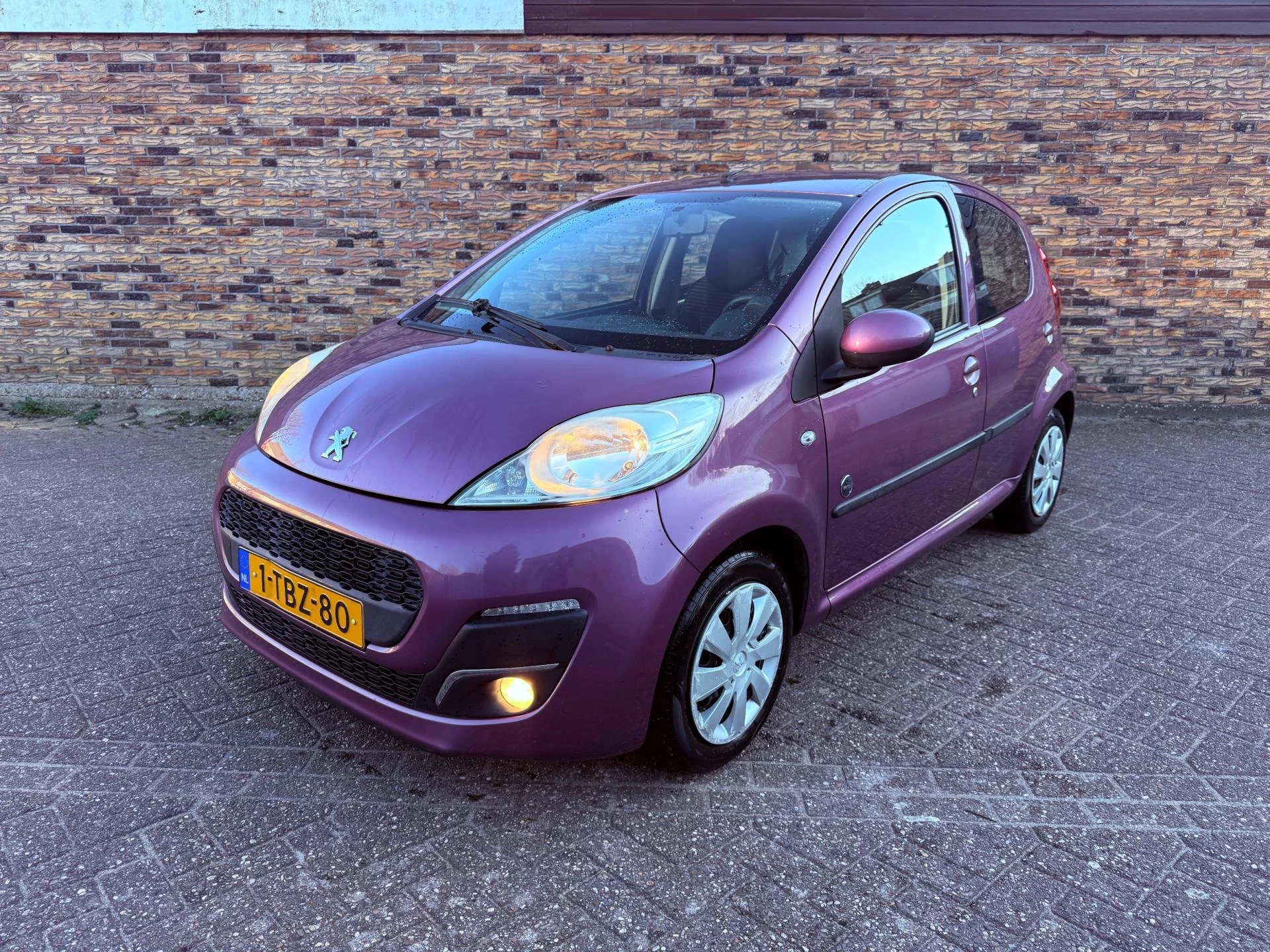 Hoofdafbeelding Peugeot 107