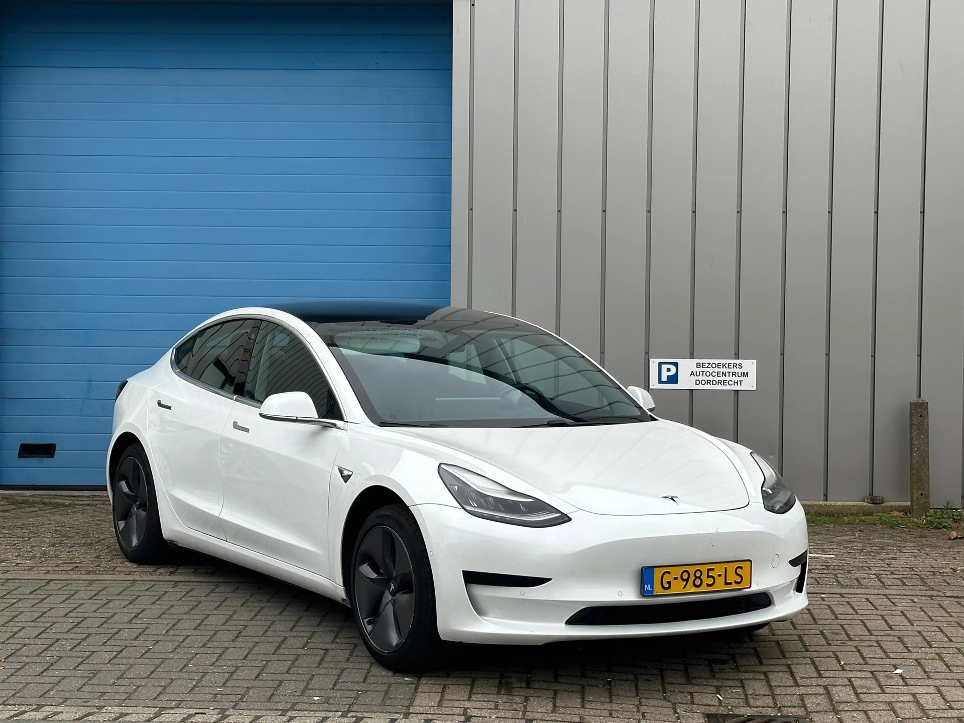 Hoofdafbeelding Tesla Model 3