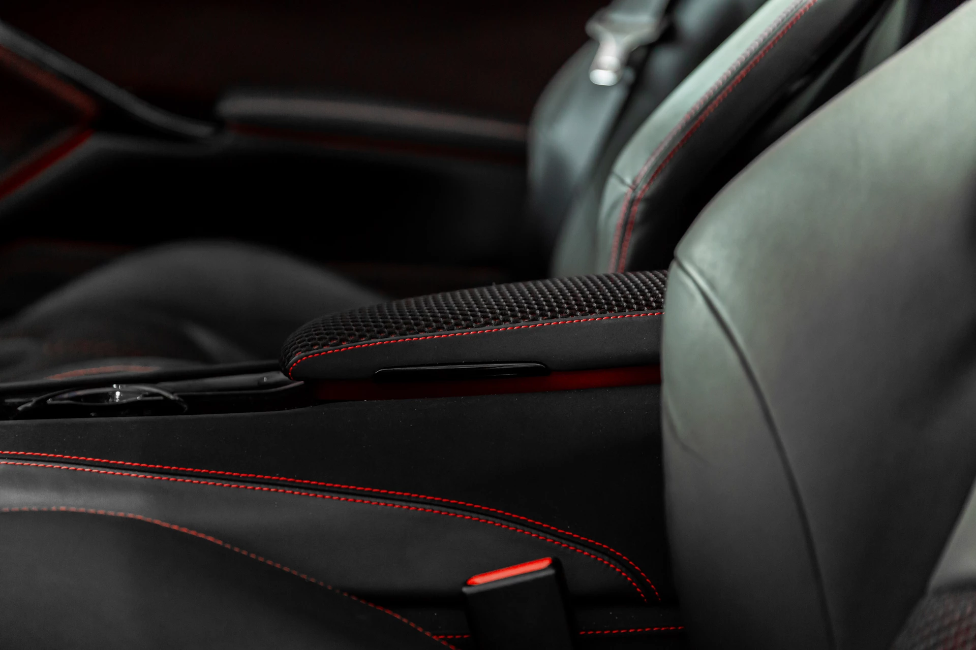 Hoofdafbeelding Ferrari F12