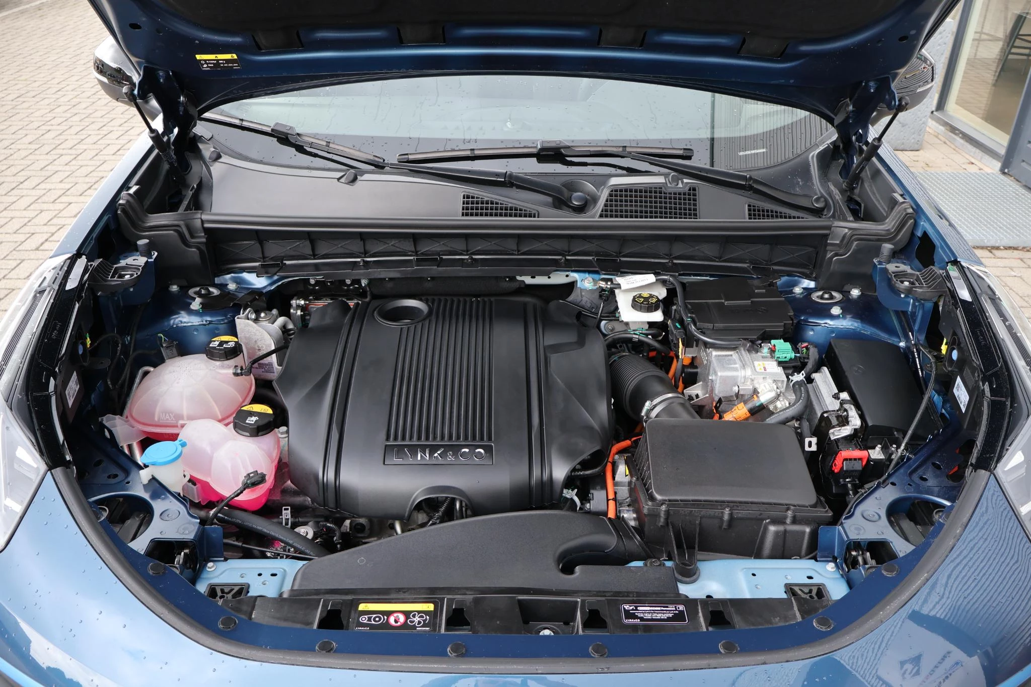 Hoofdafbeelding Lynk & Co 01