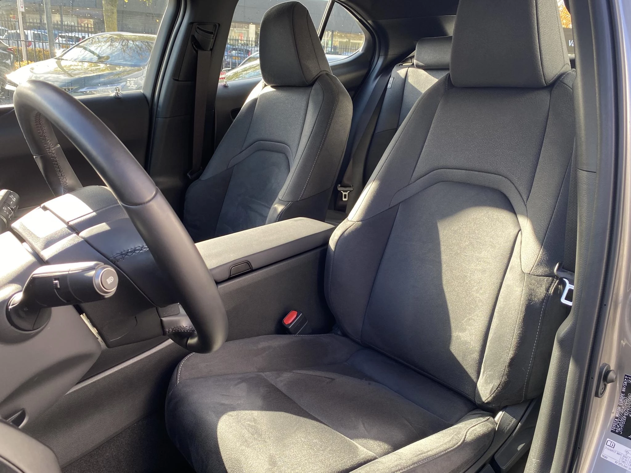 Hoofdafbeelding Lexus UX