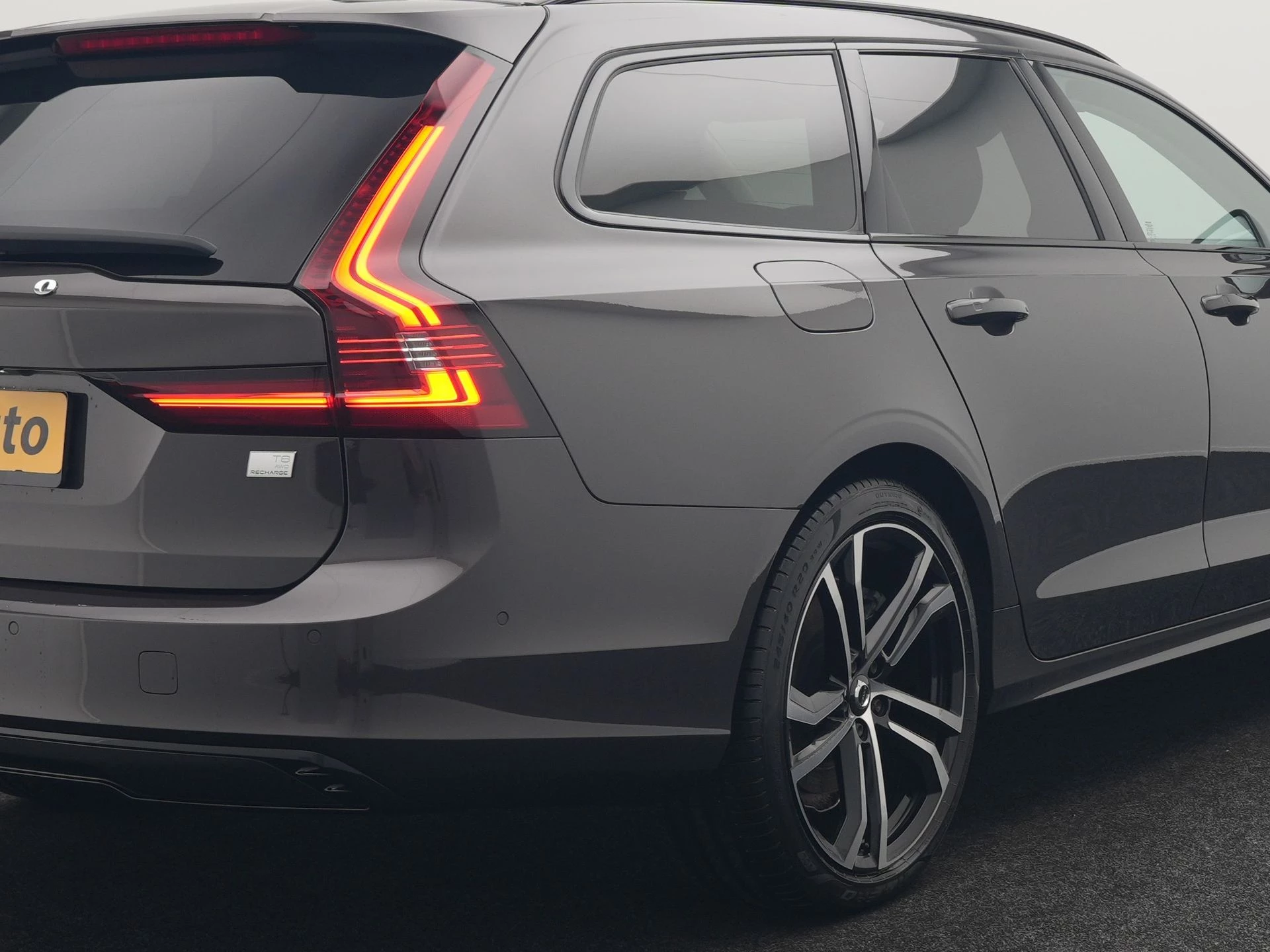 Hoofdafbeelding Volvo V90