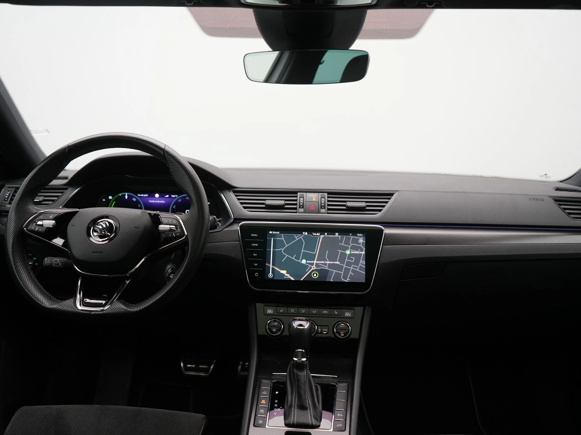 Hoofdafbeelding Škoda Superb
