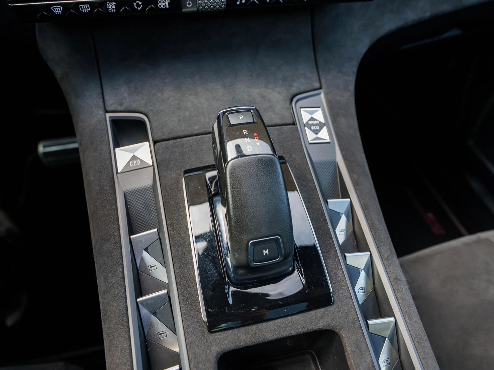 Hoofdafbeelding DS DS 7