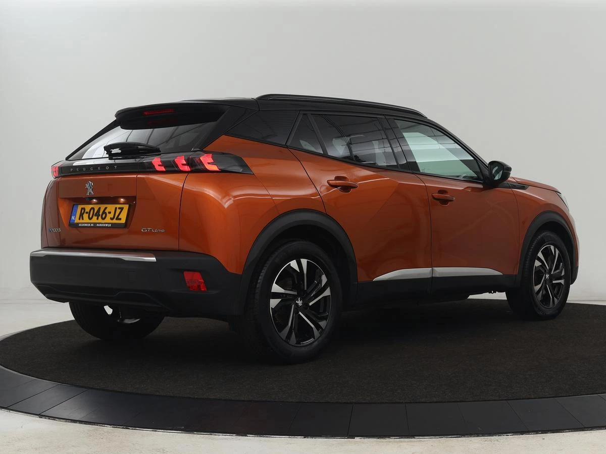 Hoofdafbeelding Peugeot e-2008