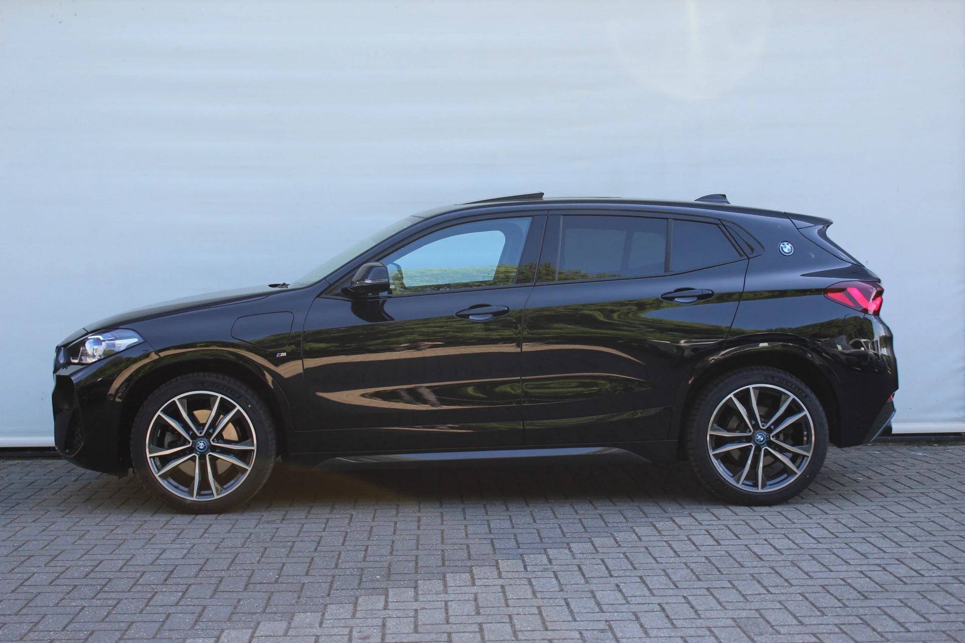 Hoofdafbeelding BMW X2