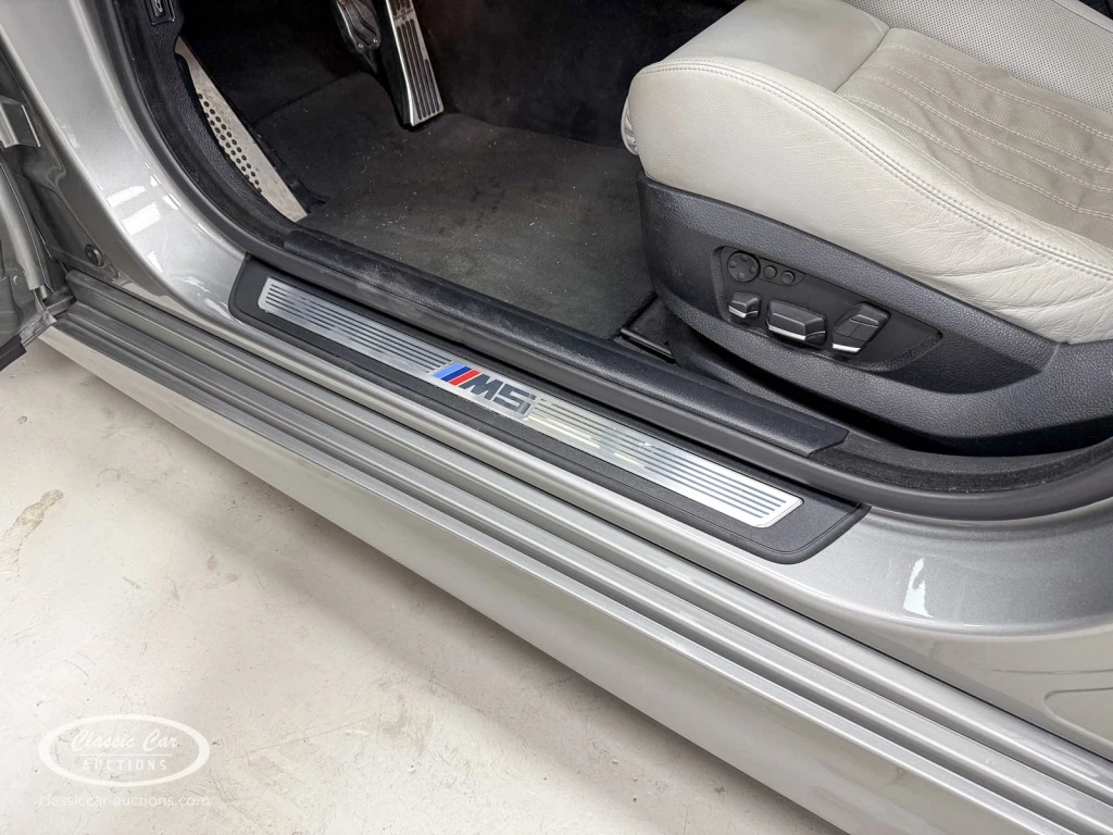 Hoofdafbeelding BMW M5