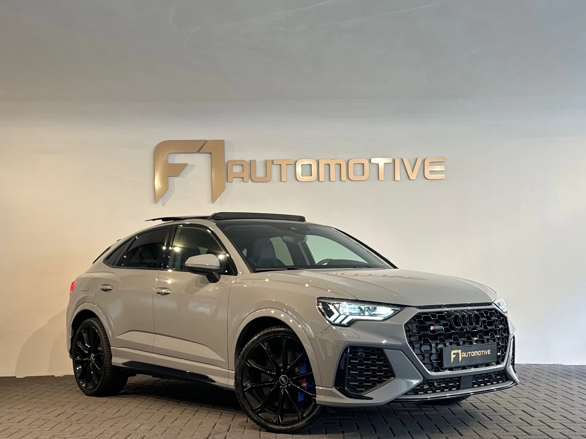 Hoofdafbeelding Audi RSQ3